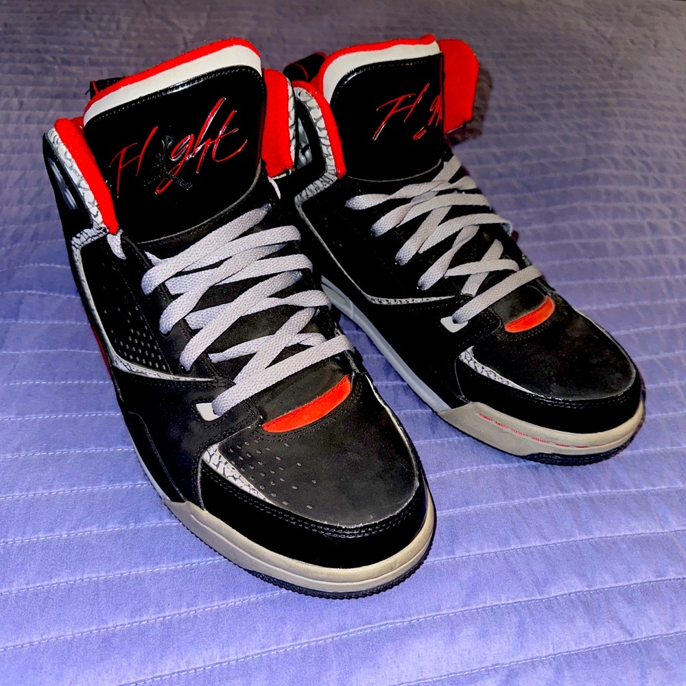 Product: Nike. Men Air Jordan SC-2 Basketball Shoes